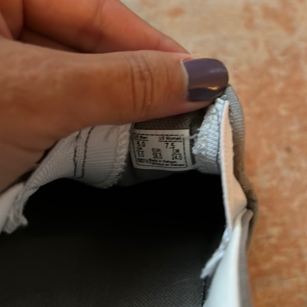 Womens grey Vans size 7.5 - Picture 6 of 6